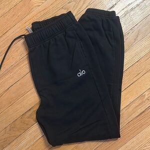 ALO Yoga Women’s Black Sweatpants
